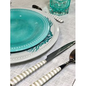 6 assiettes plates Ø 27cm turquoise au contour perlé