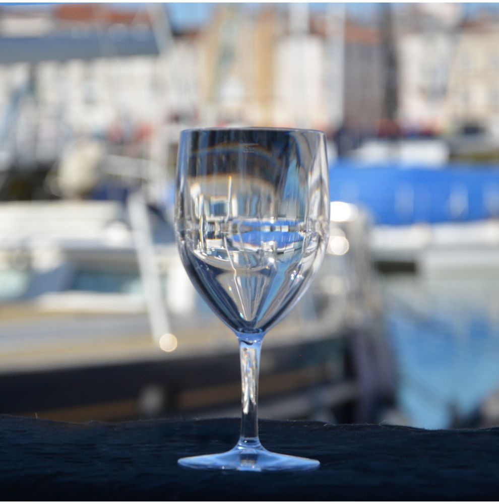 Verre à vin en tritan incassable transparent 27cl